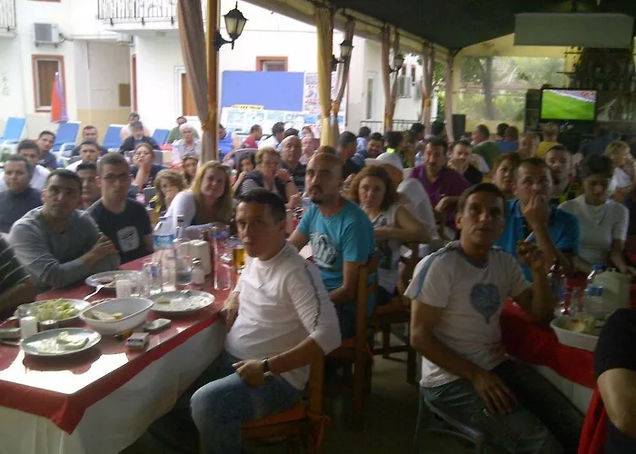 Hotel Dost 3*