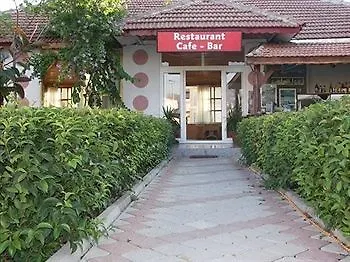 Hotel Dost 3*